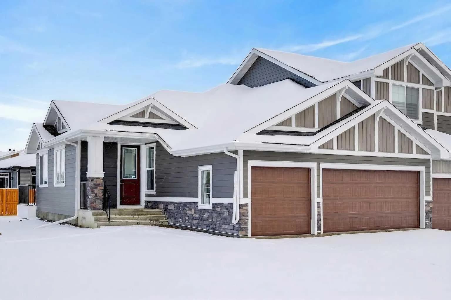 Semi Detached (Half Duplex)