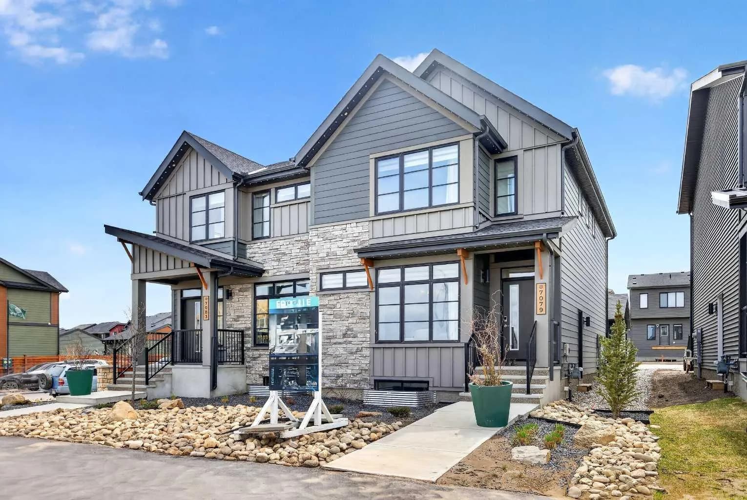 Semi Detached (Half Duplex)