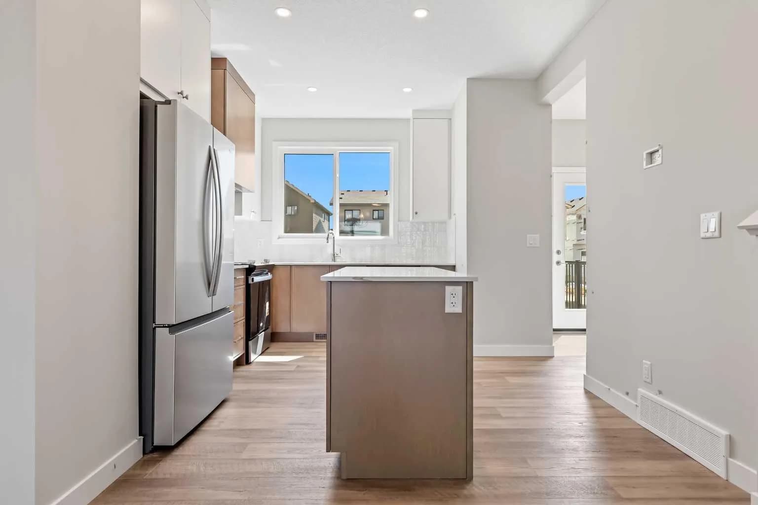 Semi Detached (Half Duplex)