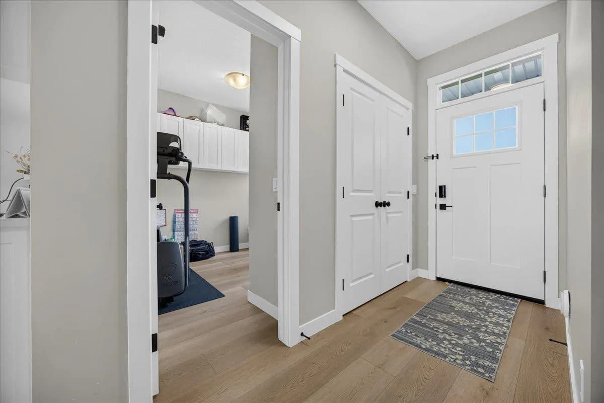 Semi Detached (Half Duplex)