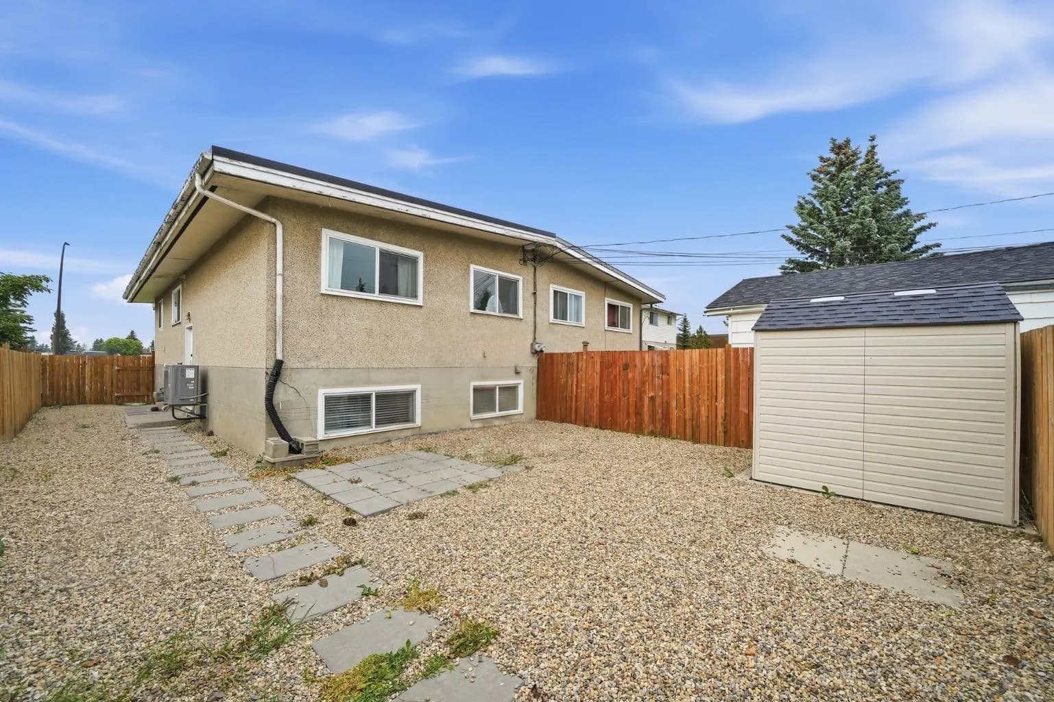 Semi Detached (Half Duplex)