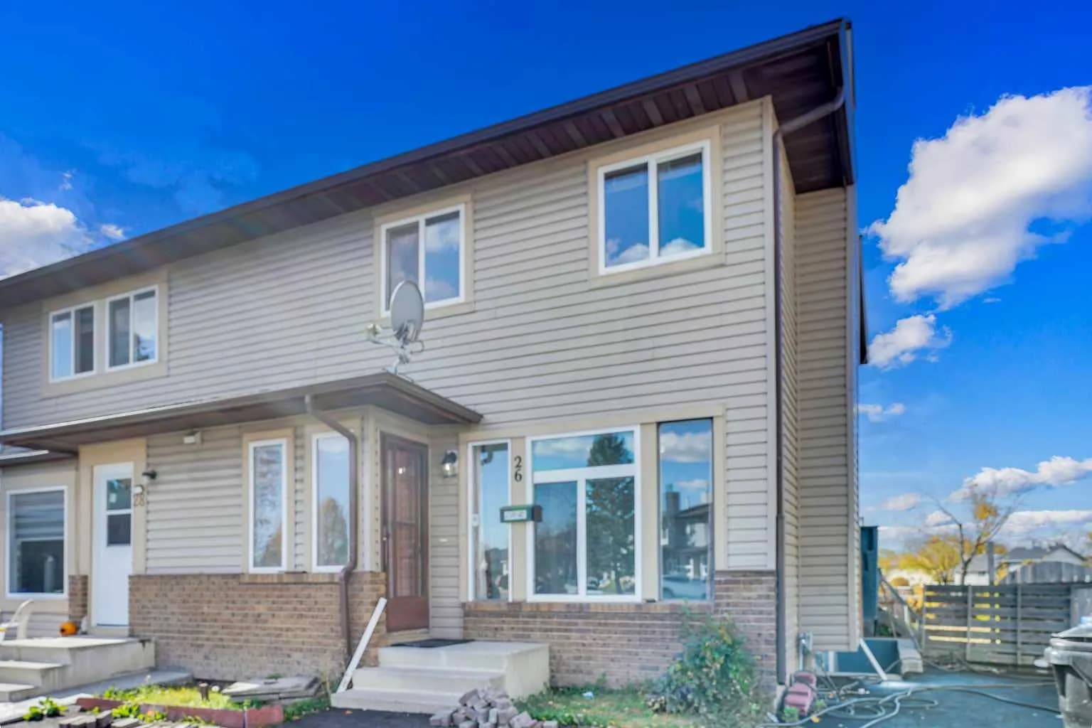 Semi Detached (Half Duplex)
