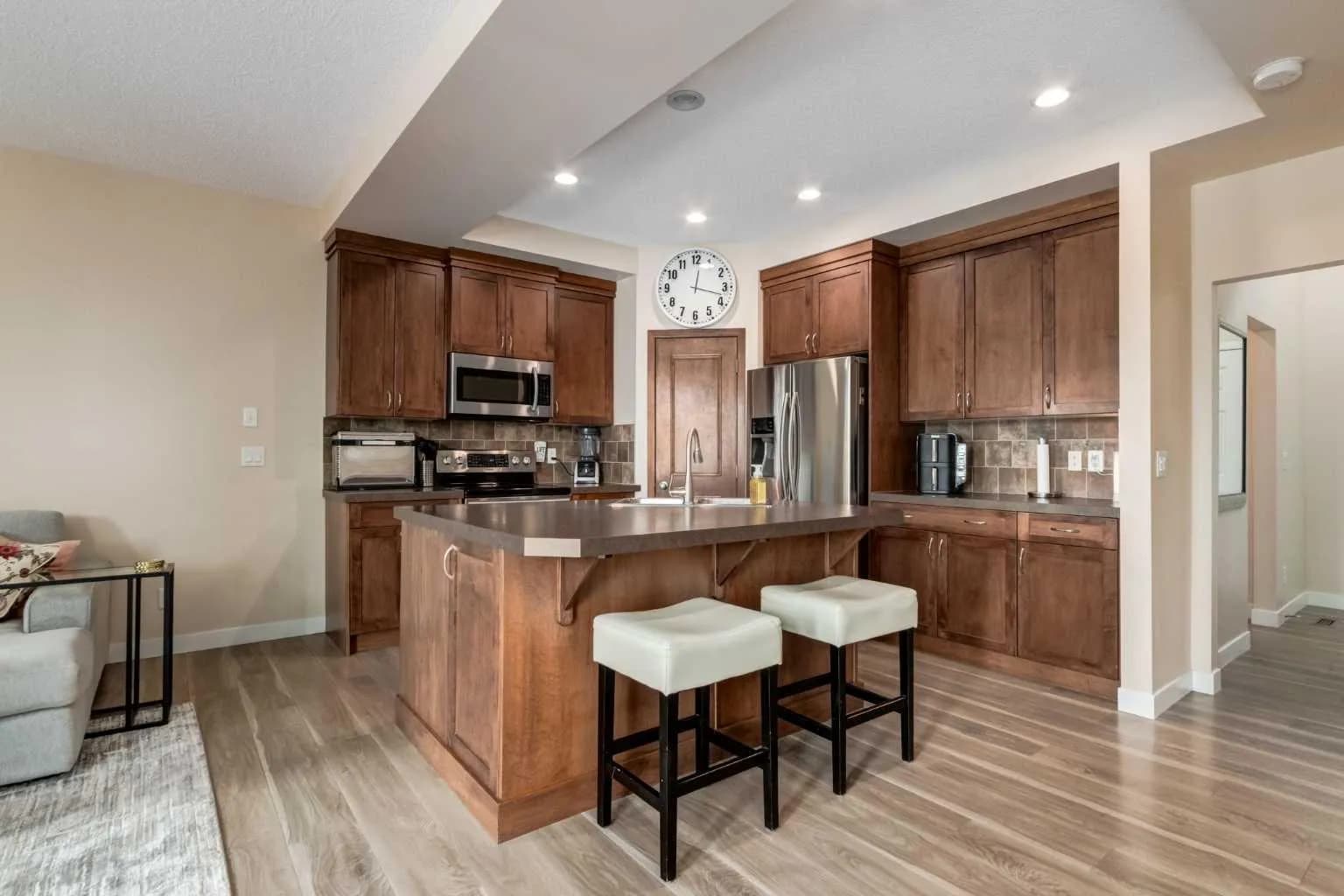 Semi Detached (Half Duplex)