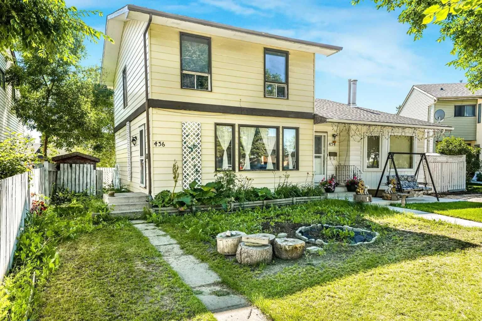 Semi Detached (Half Duplex)