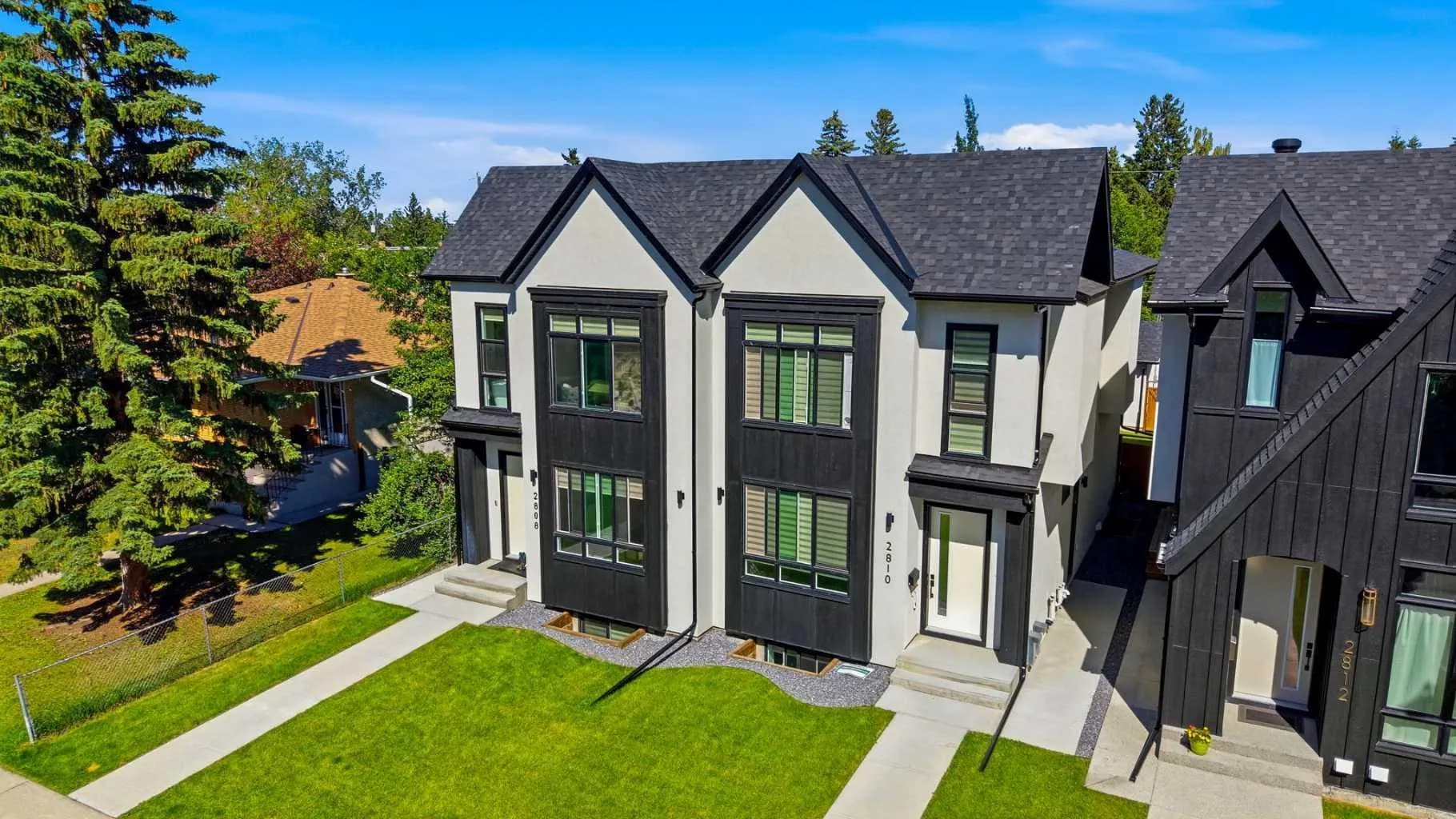 Semi Detached (Half Duplex)