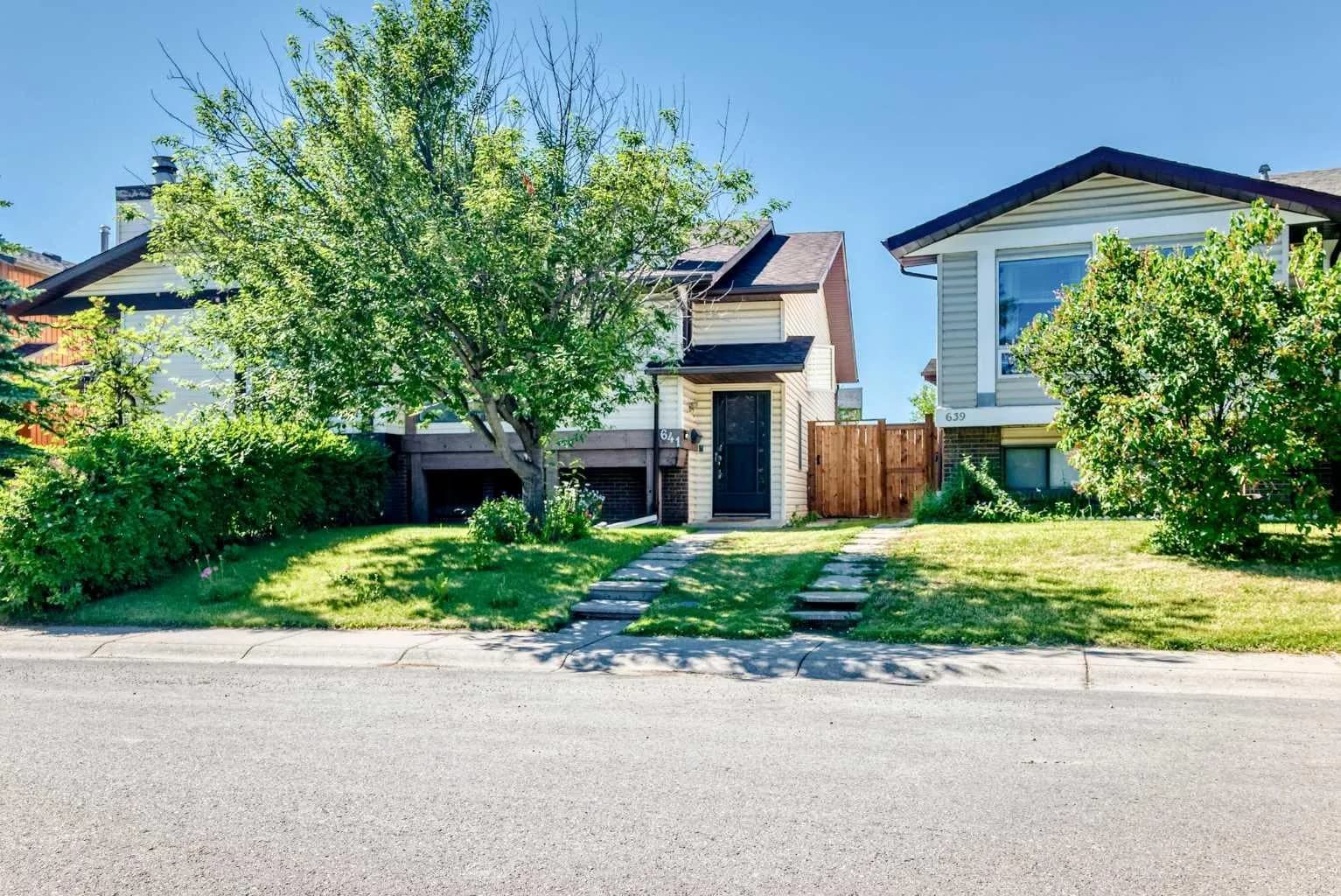 Semi Detached (Half Duplex)