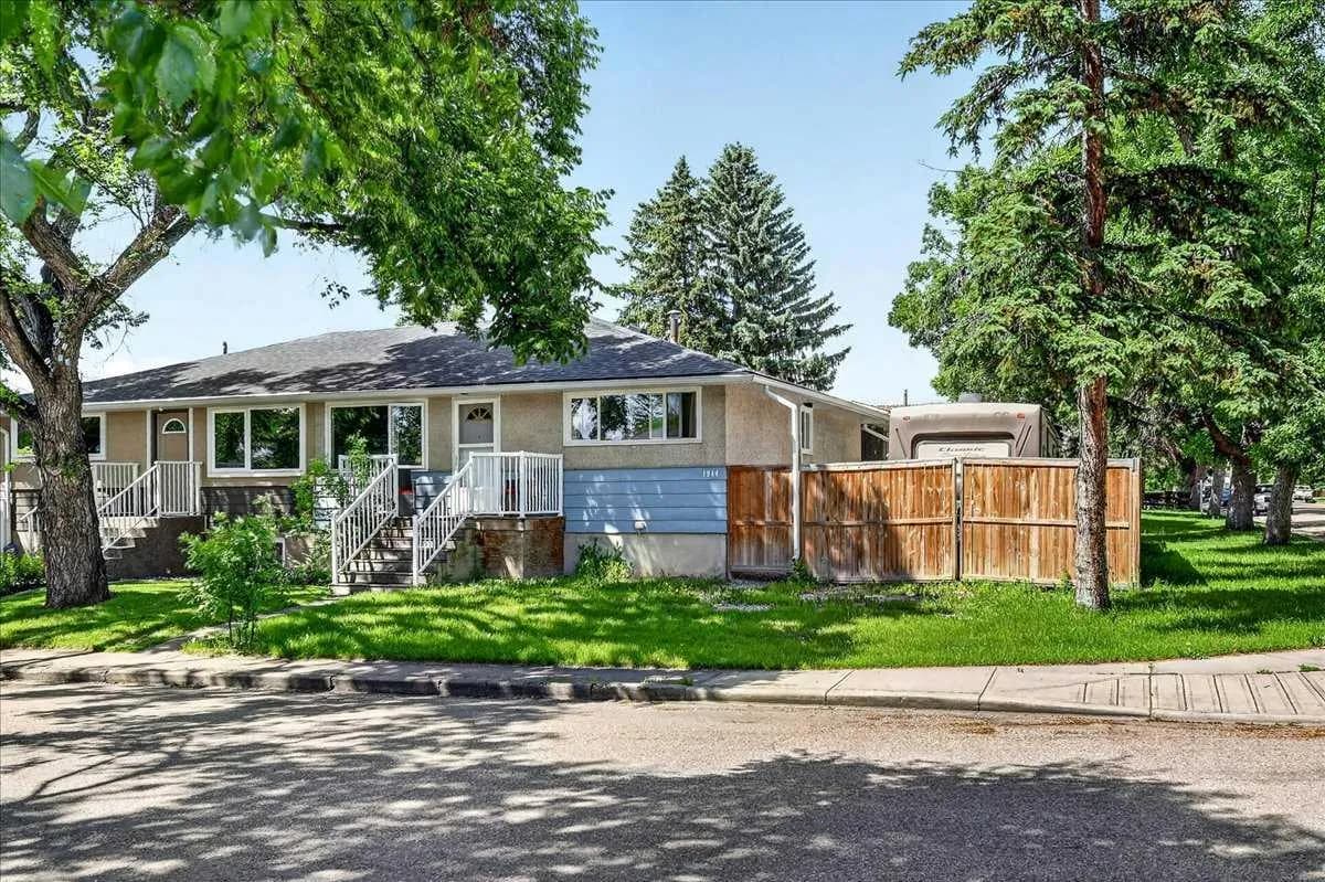 Semi Detached (Half Duplex)