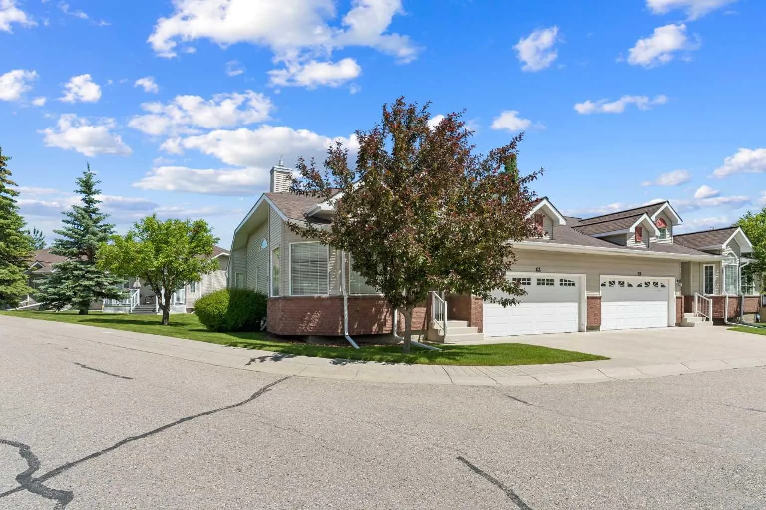 Semi Detached (Half Duplex)