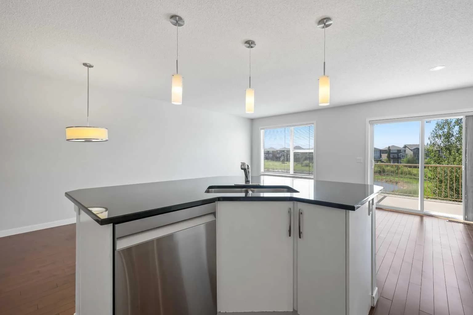 Semi Detached (Half Duplex)