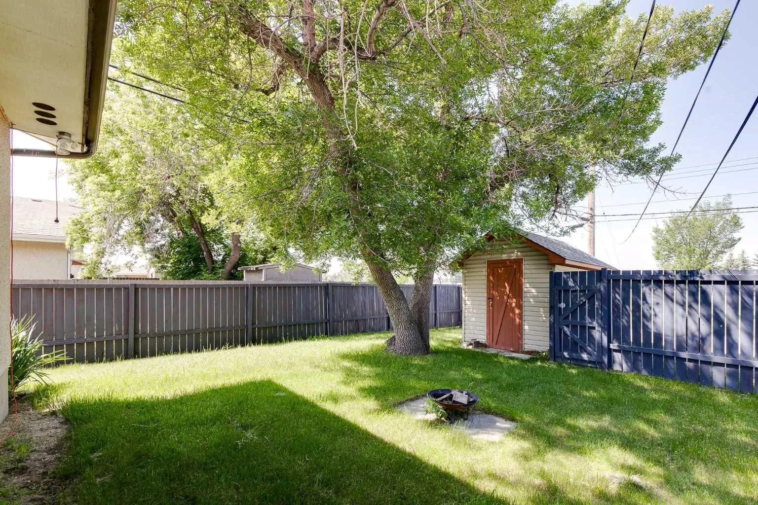 Semi Detached (Half Duplex)