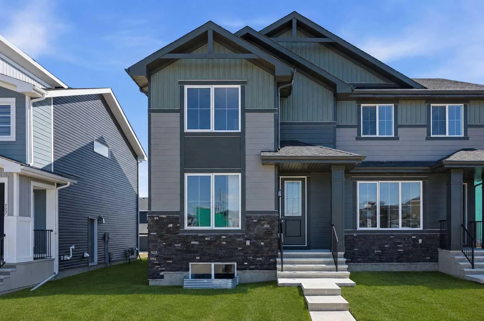 Semi Detached (Half Duplex)