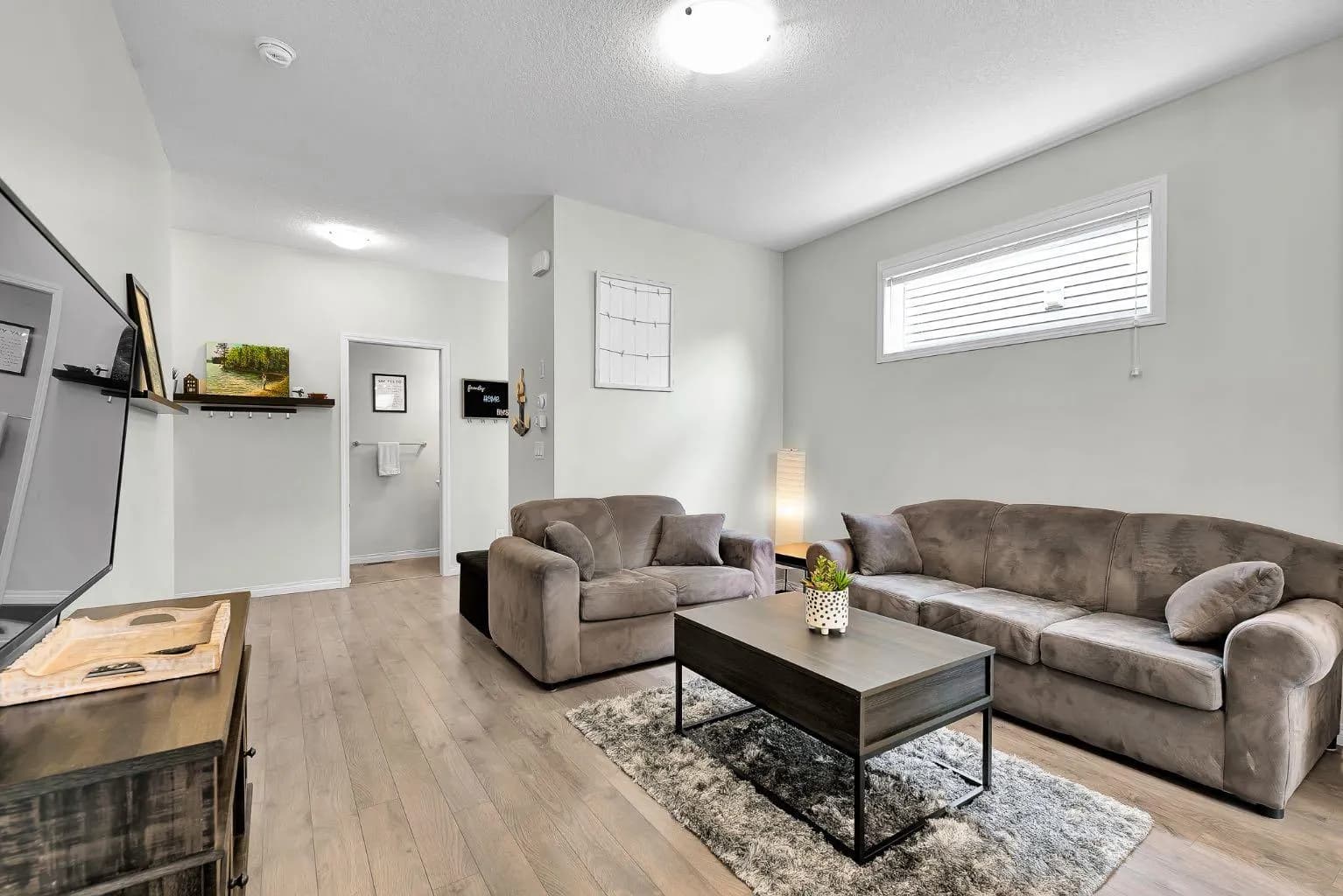 Semi Detached (Half Duplex)