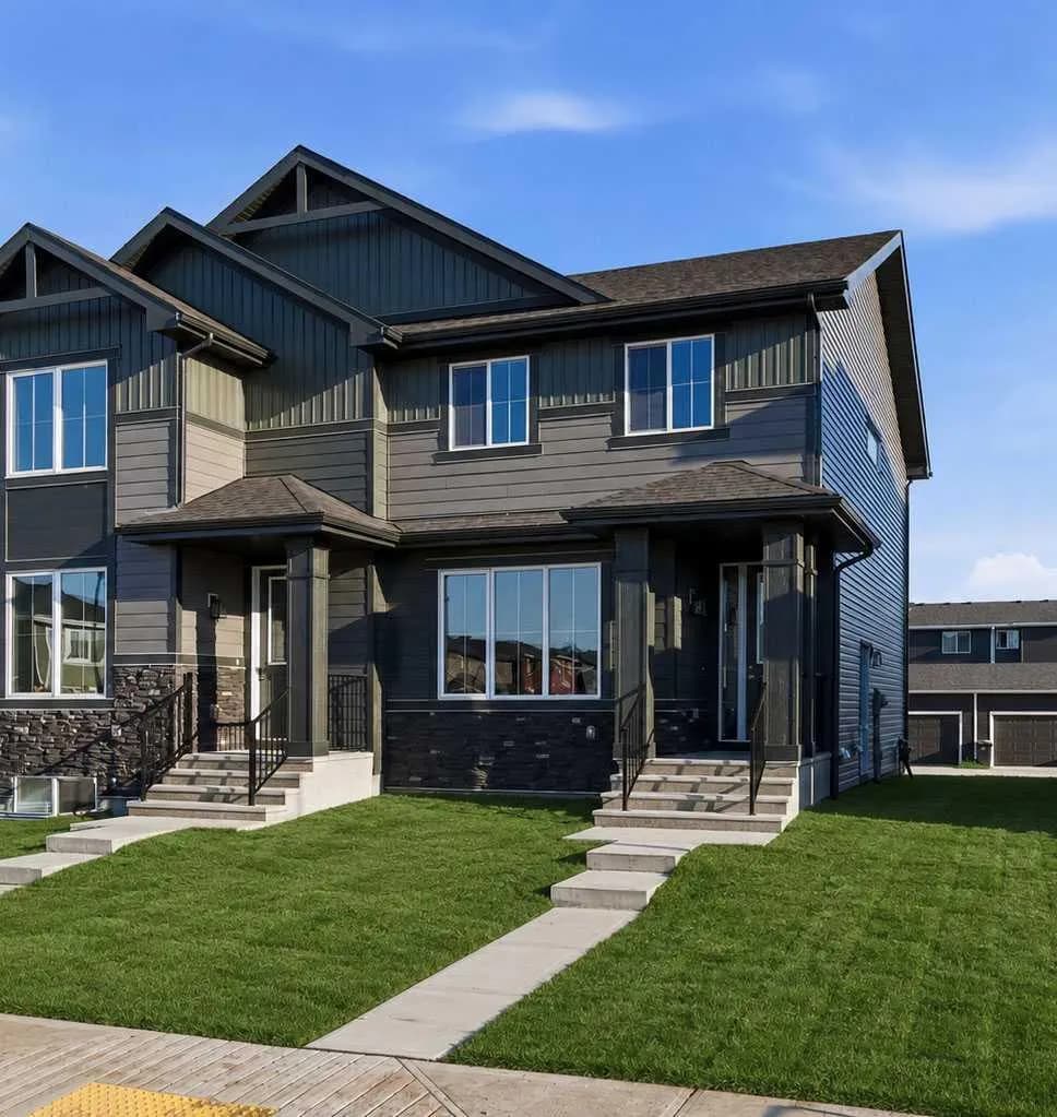 Semi Detached (Half Duplex)
