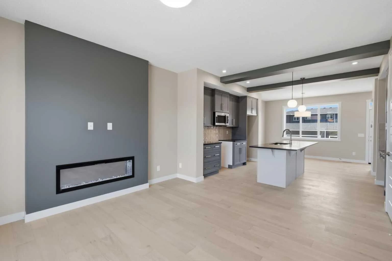 Semi Detached (Half Duplex)