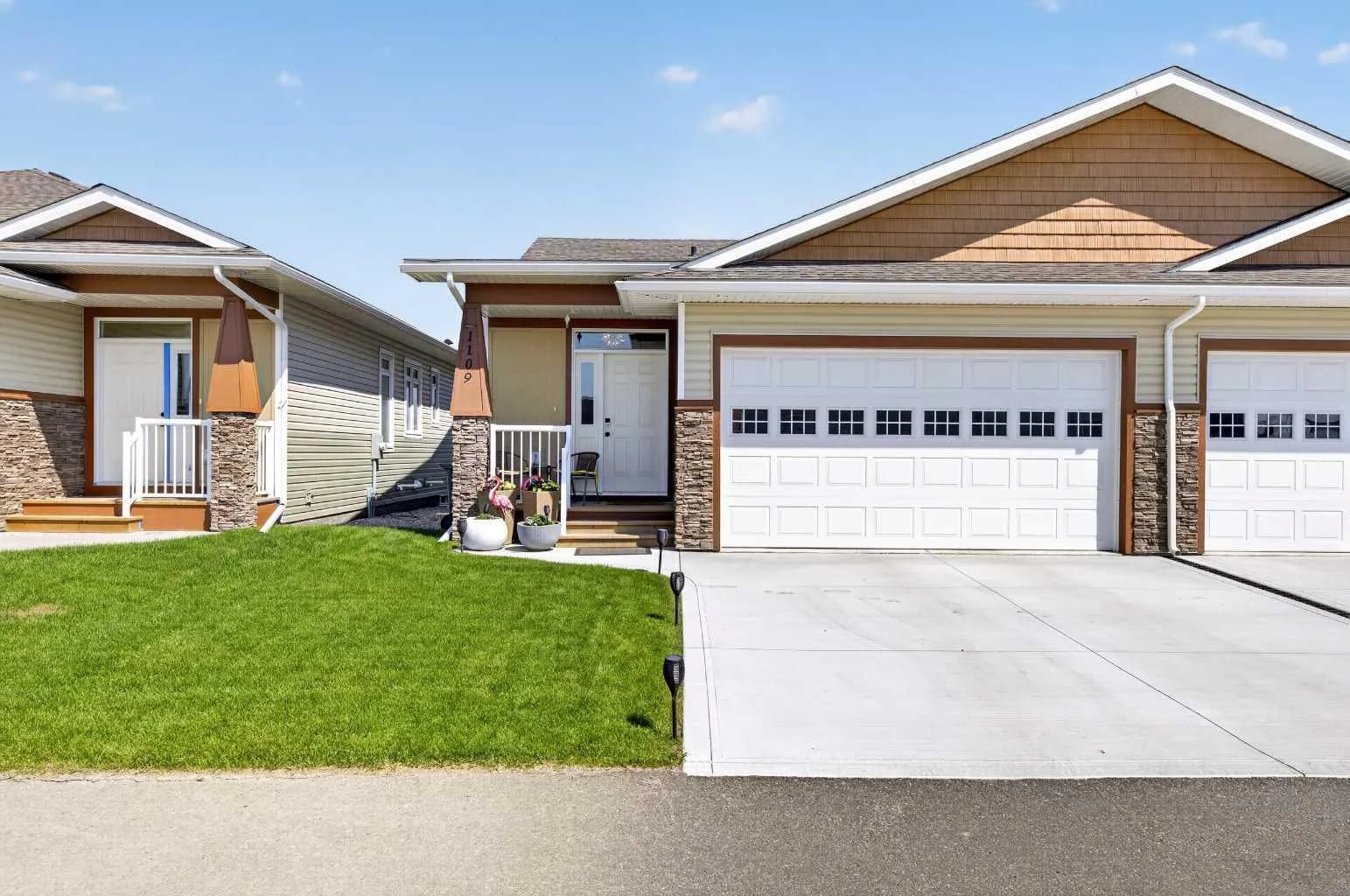 Semi Detached (Half Duplex)