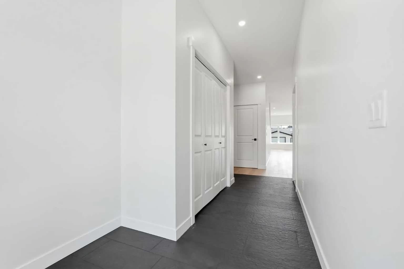Semi Detached (Half Duplex)