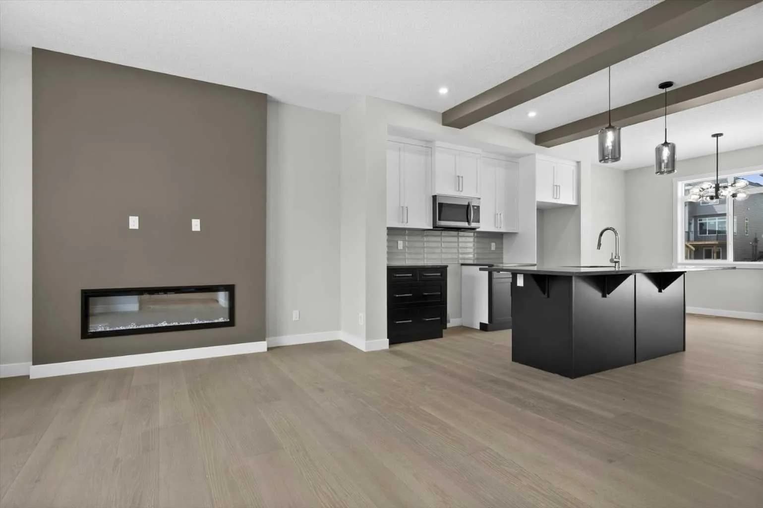 Semi Detached (Half Duplex)