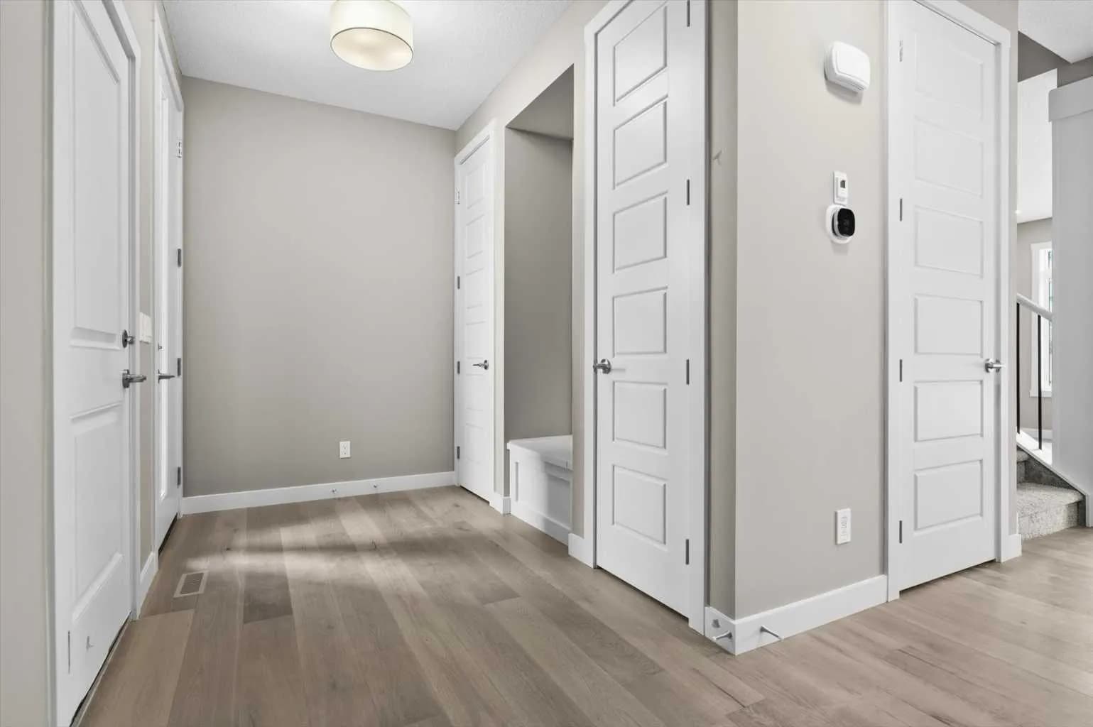 Semi Detached (Half Duplex)