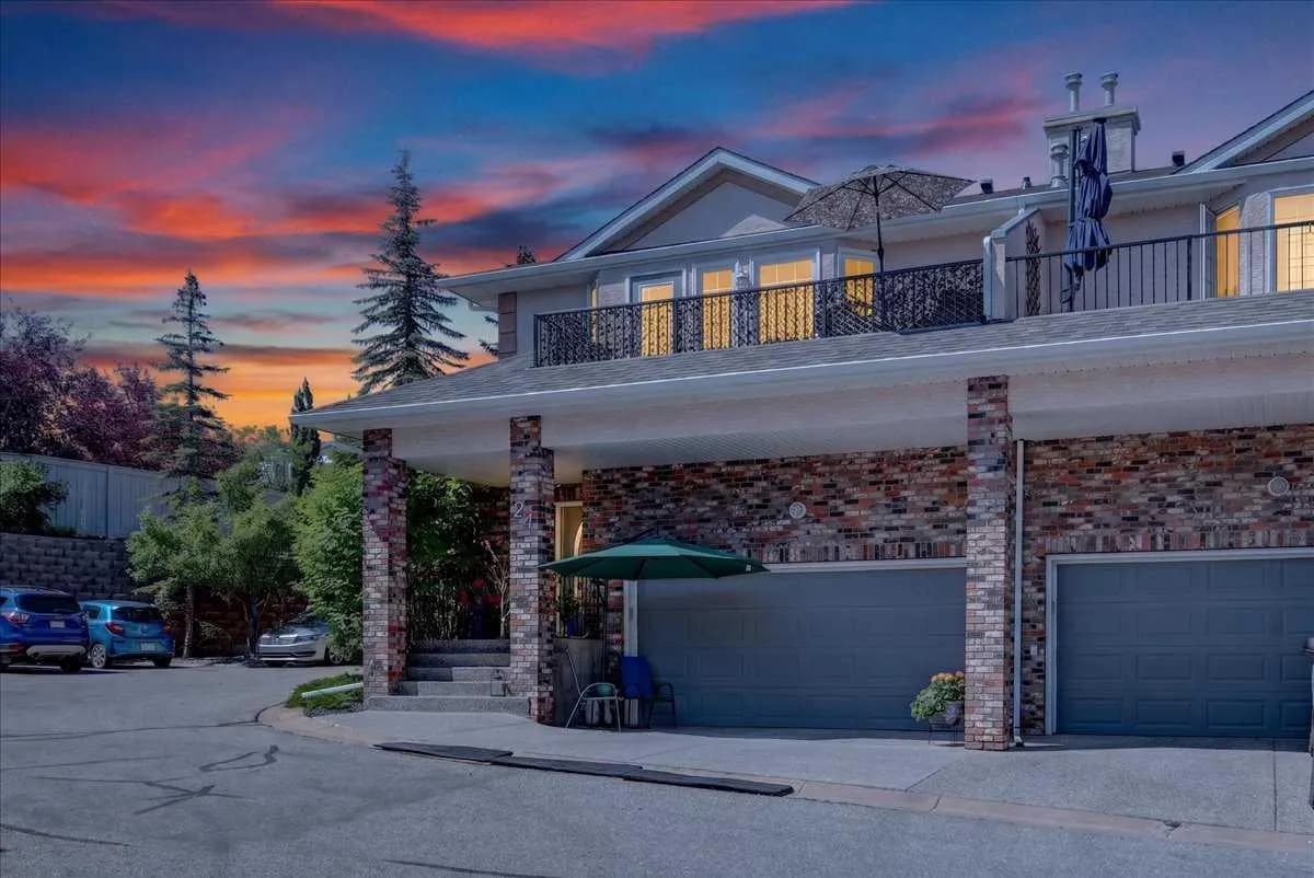 Semi Detached (Half Duplex)