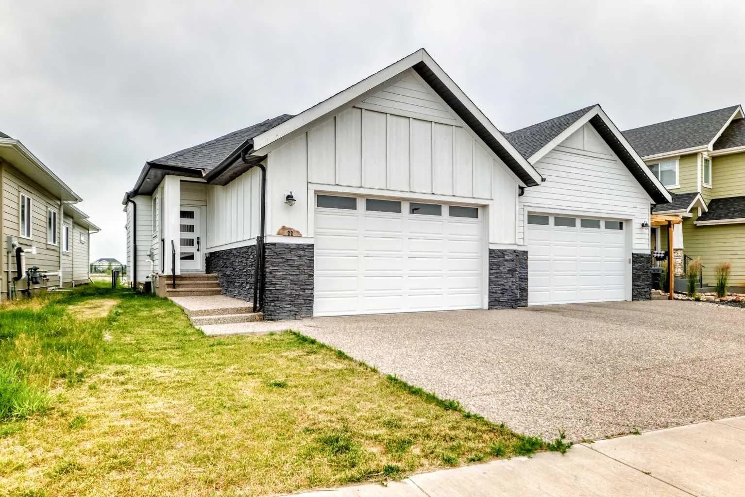 Semi Detached (Half Duplex)