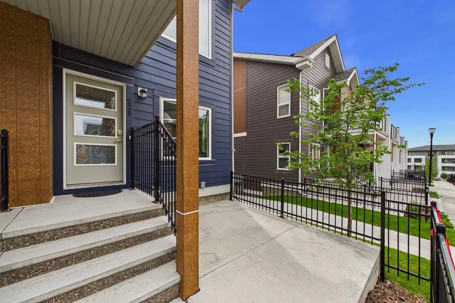 Row/Townhouse