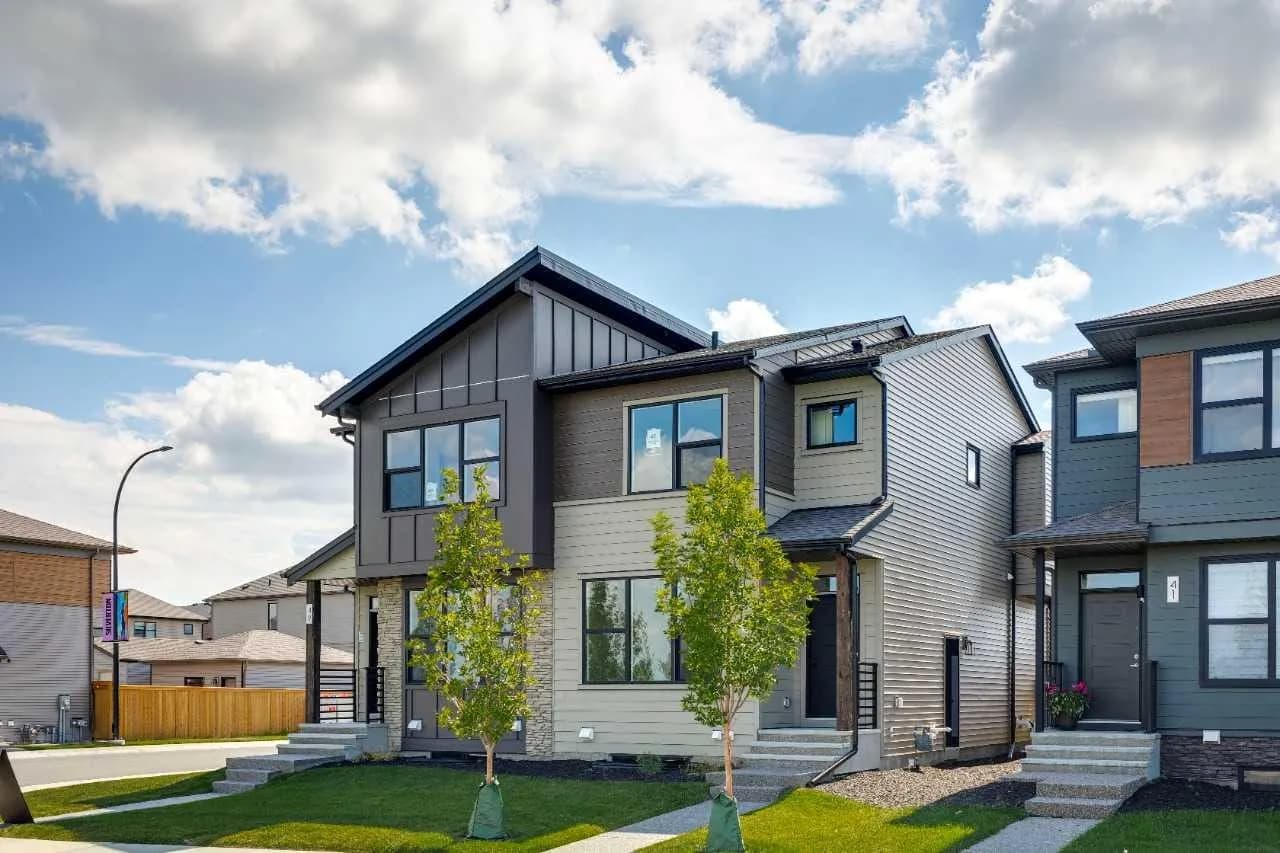 Semi Detached (Half Duplex)