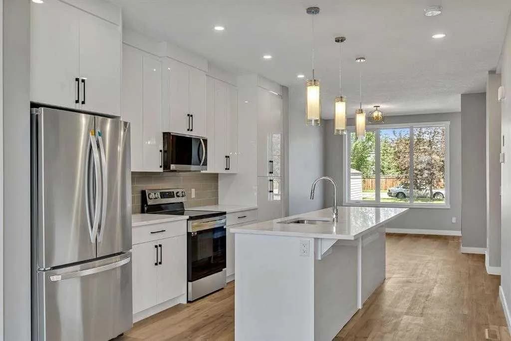 Semi Detached (Half Duplex)