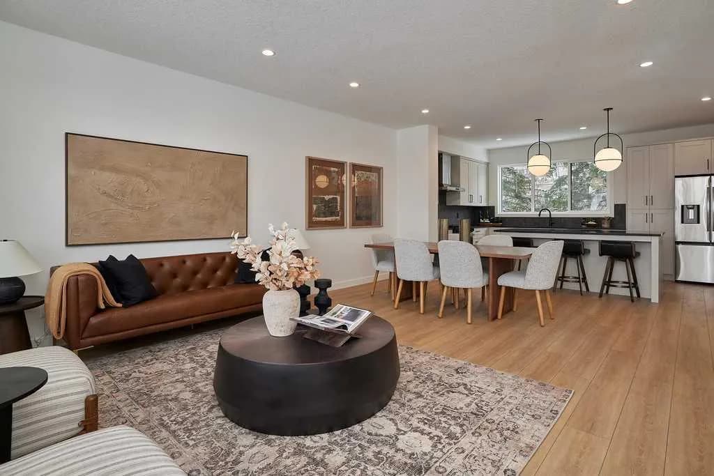 Semi Detached (Half Duplex)