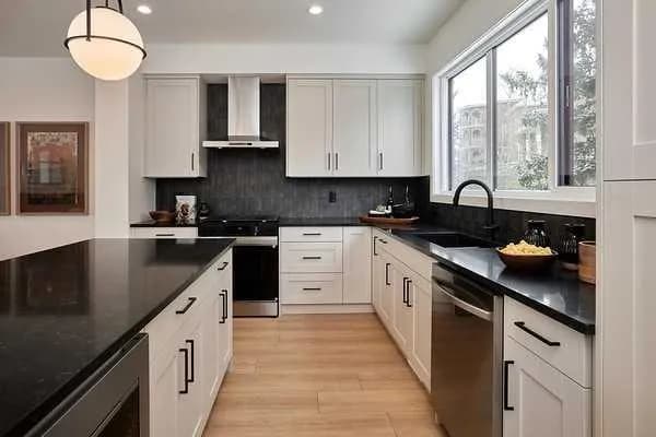 Semi Detached (Half Duplex)