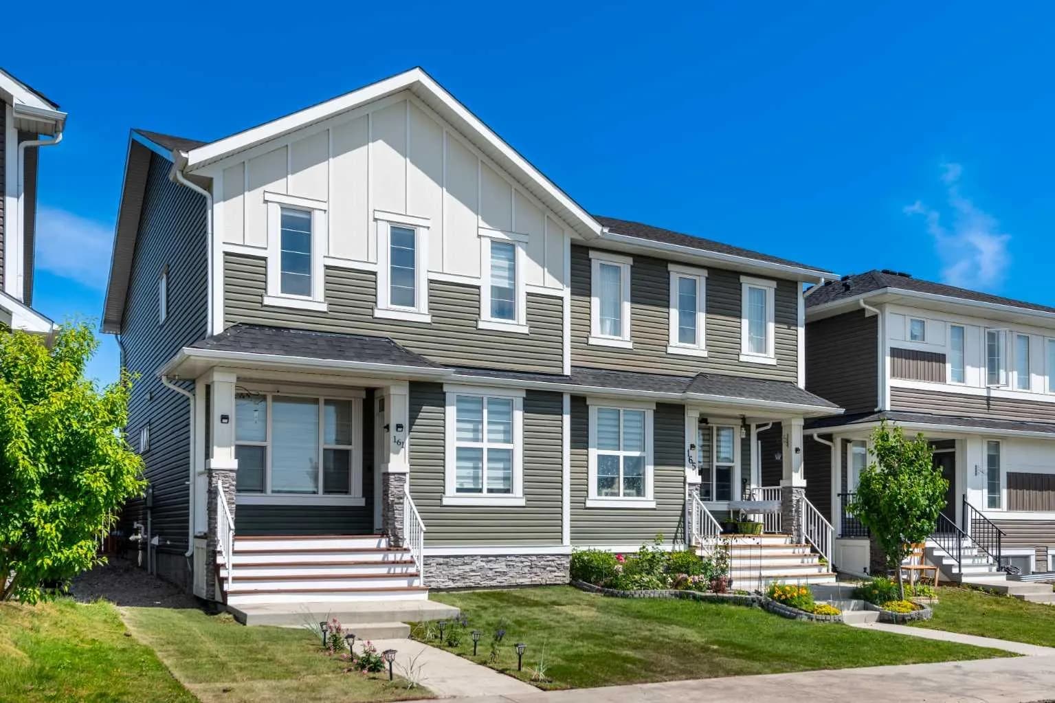 Semi Detached (Half Duplex)