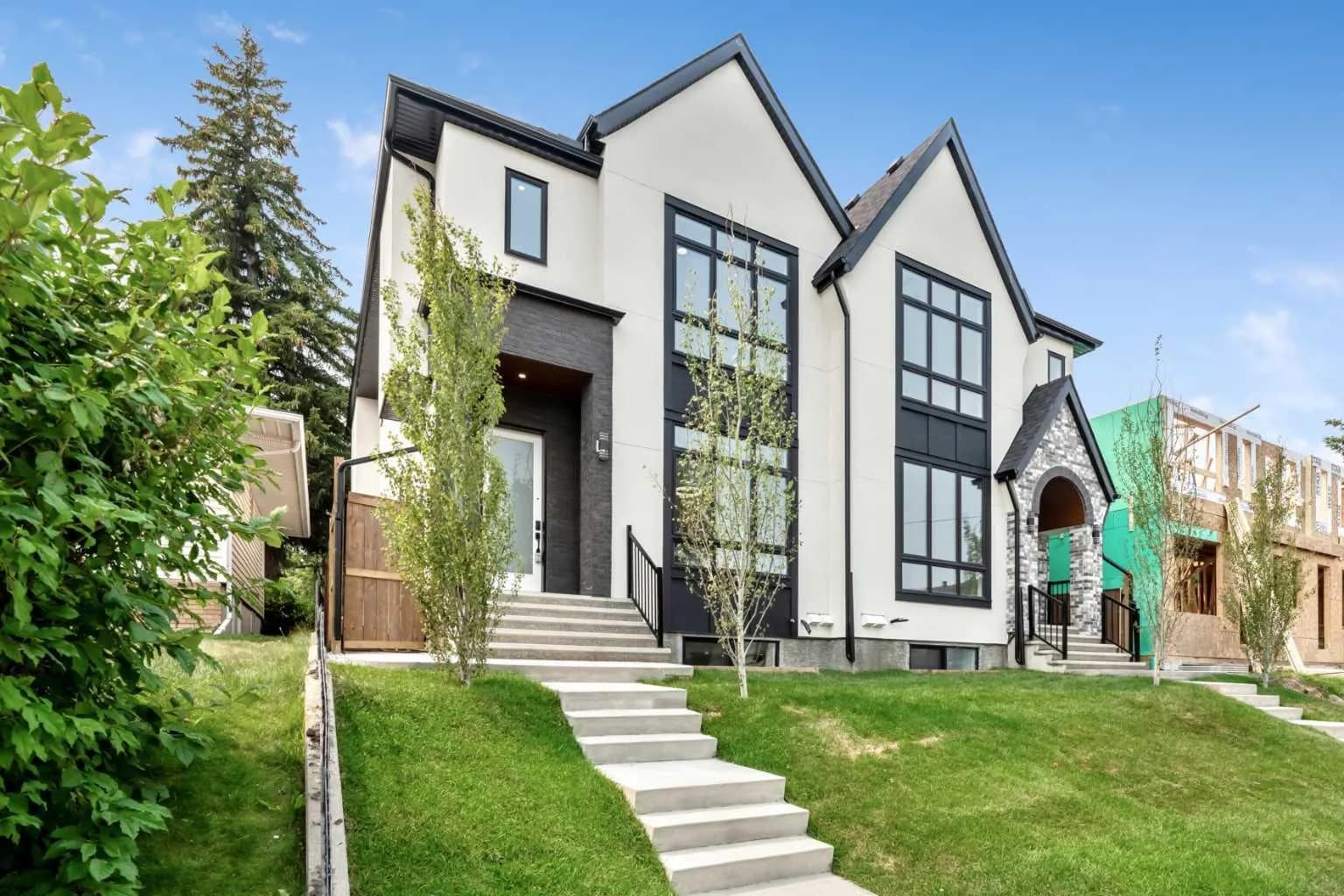 Semi Detached (Half Duplex)