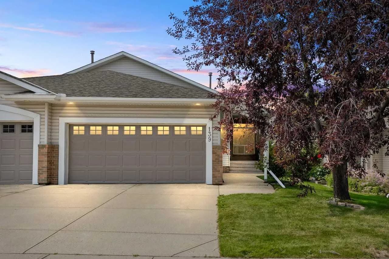 Semi Detached (Half Duplex)