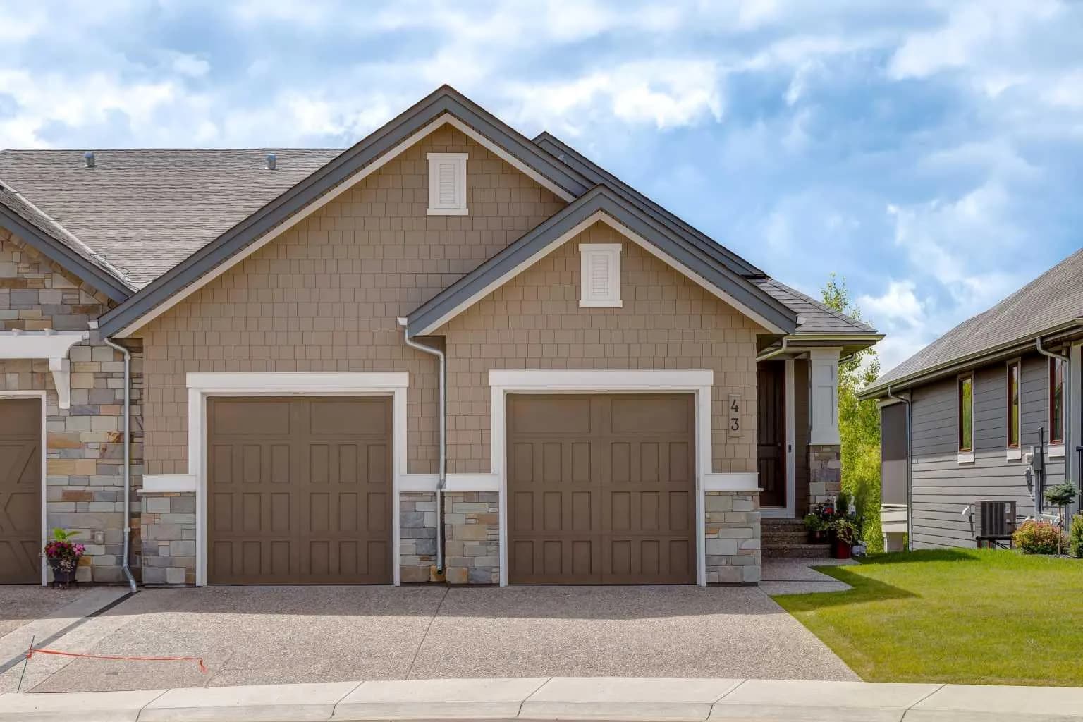 Semi Detached (Half Duplex)