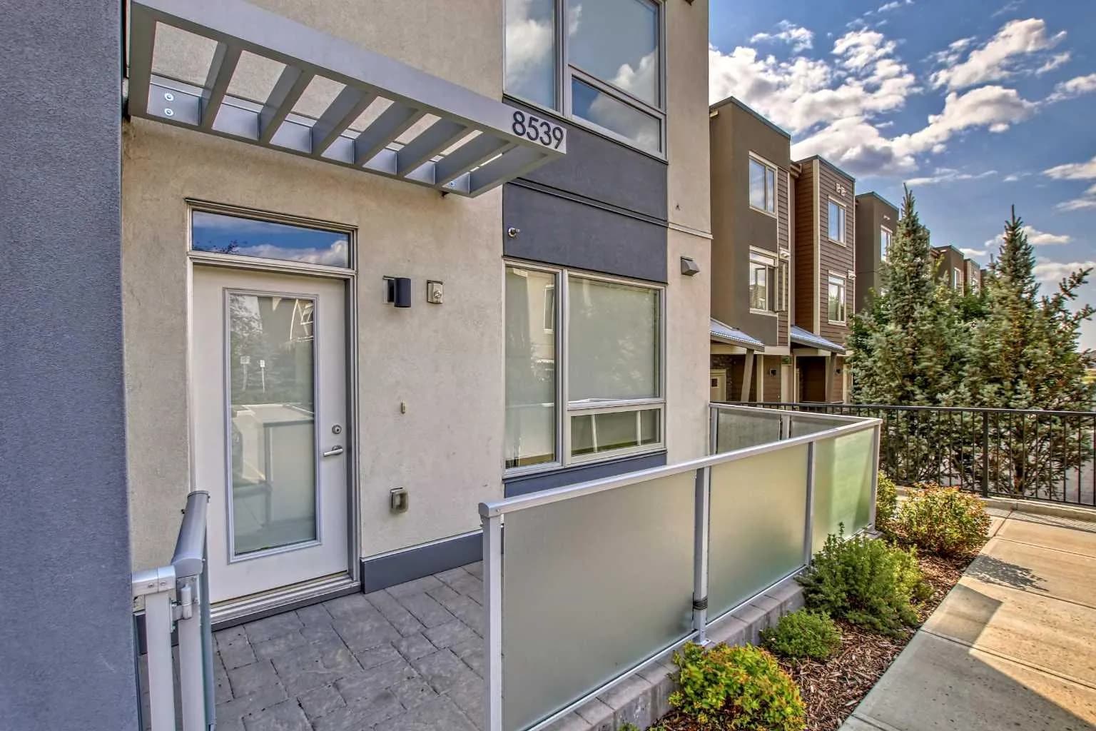 Row/Townhouse