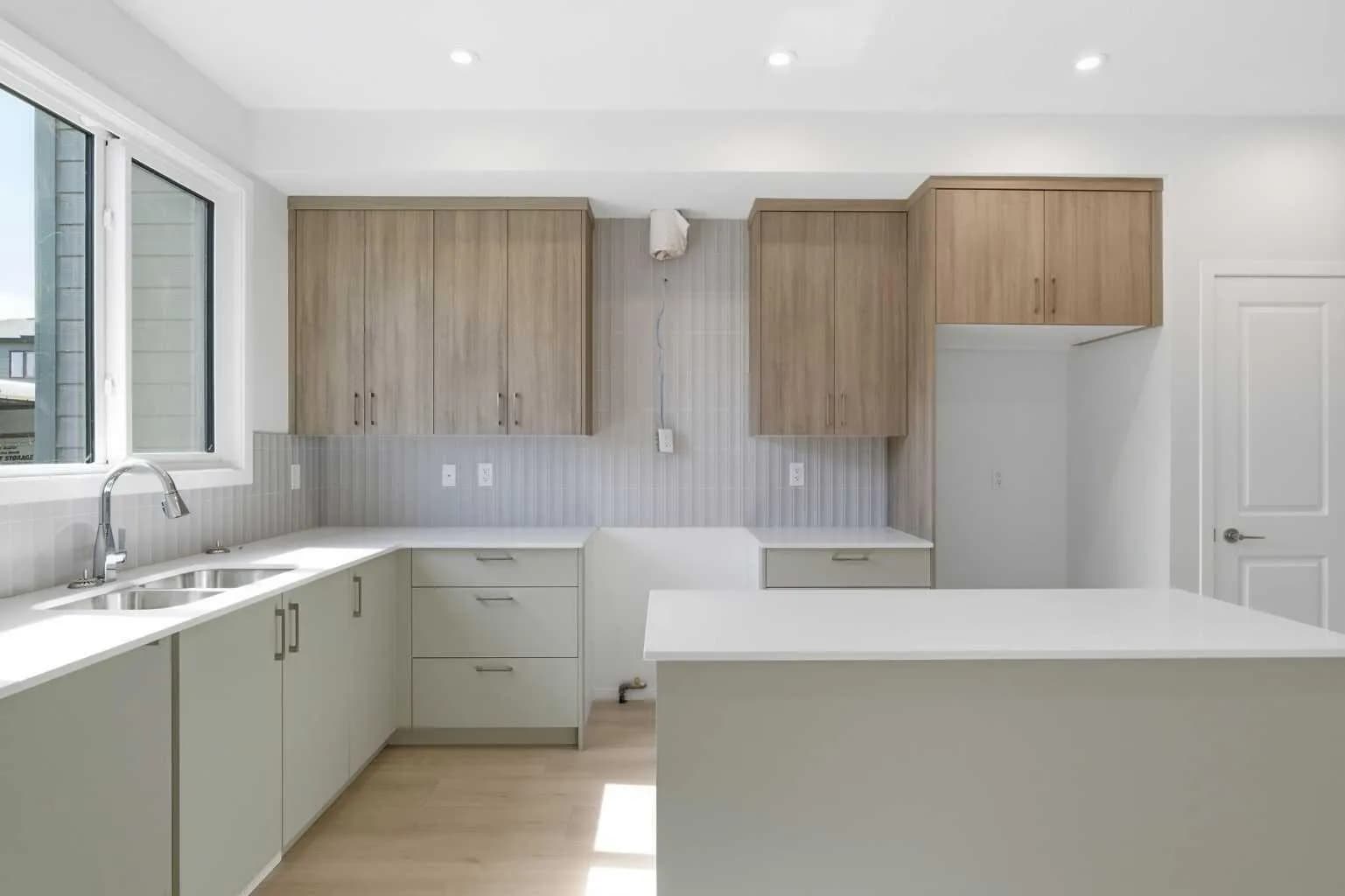 Semi Detached (Half Duplex)