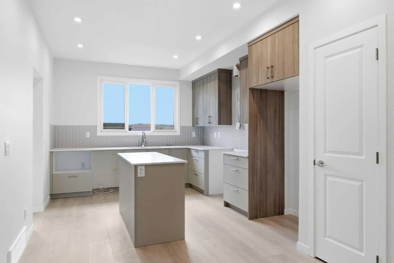 Semi Detached (Half Duplex)