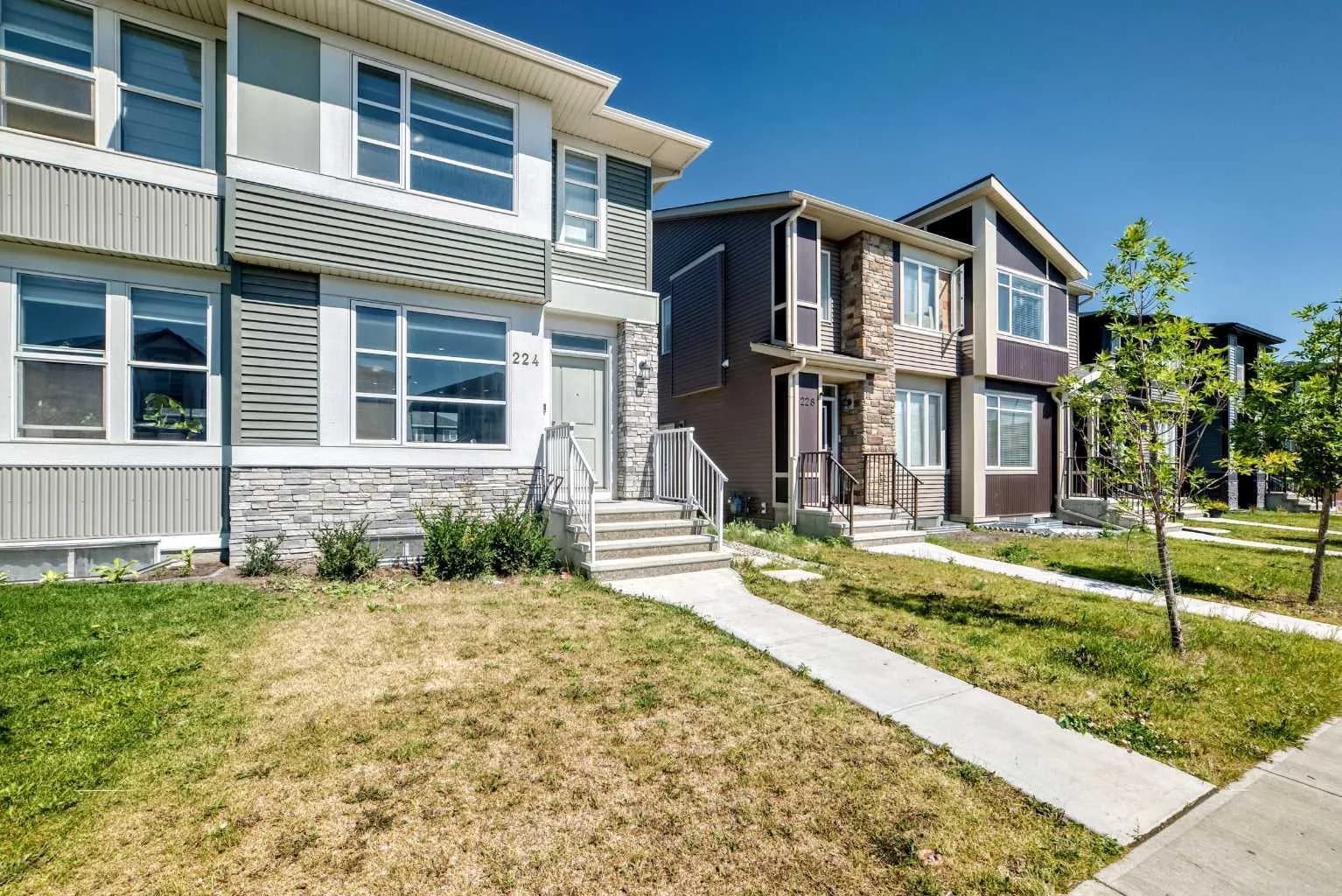 Semi Detached (Half Duplex)