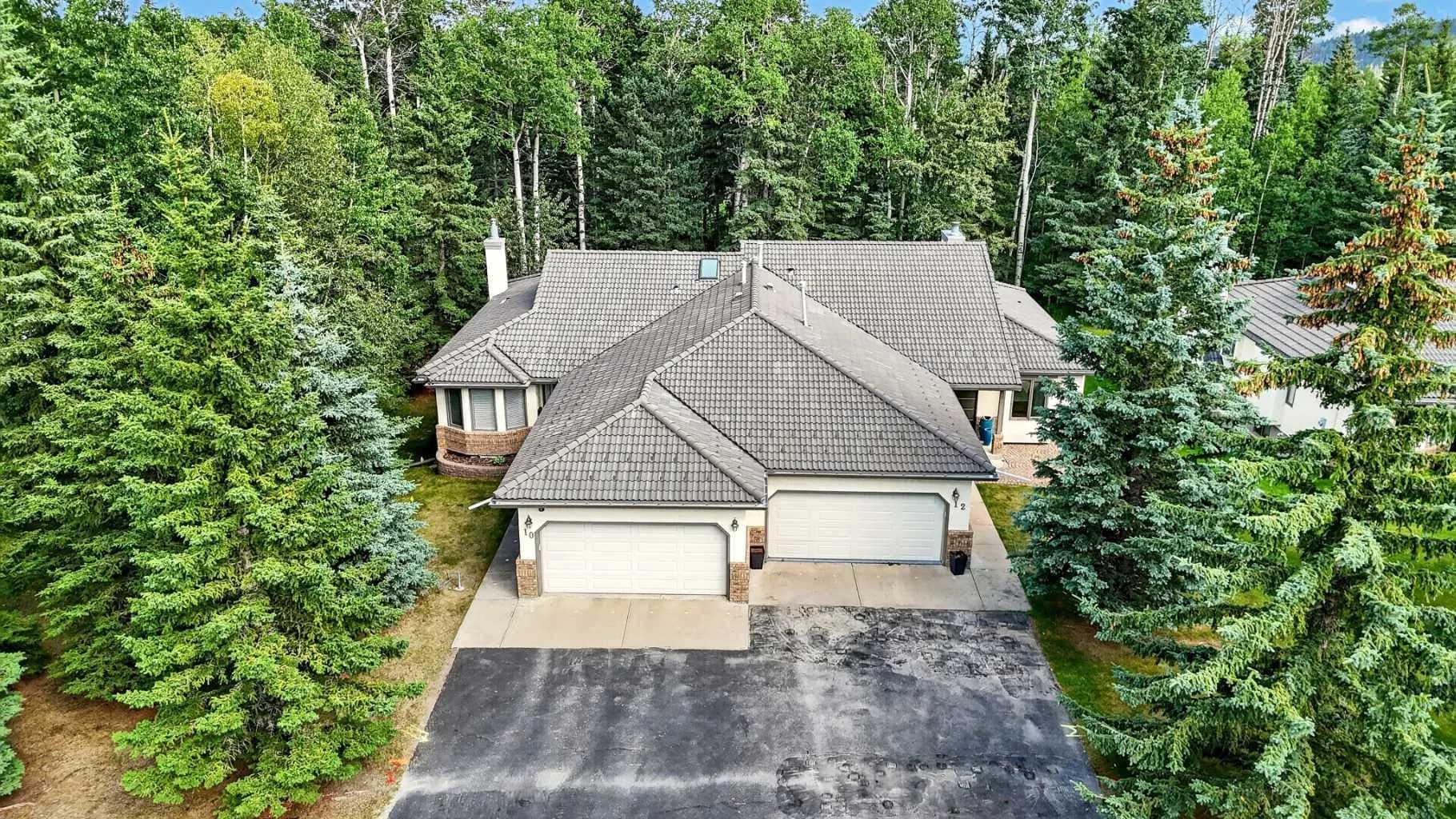 Semi Detached (Half Duplex)