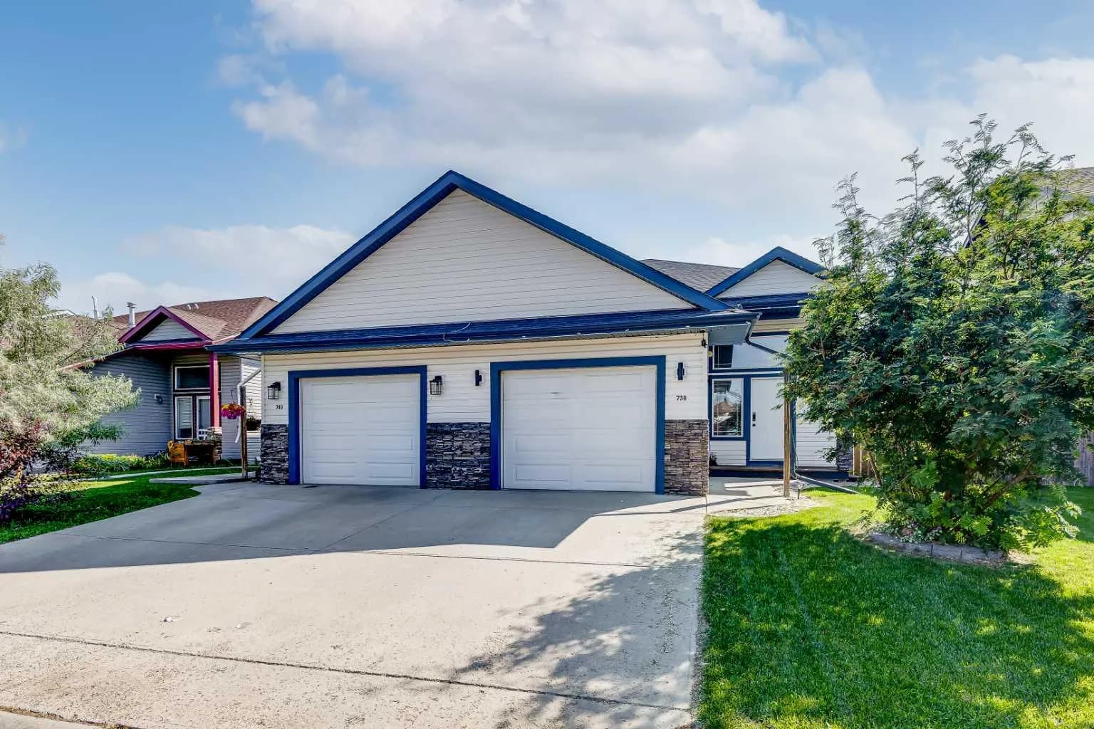 Semi Detached (Half Duplex)