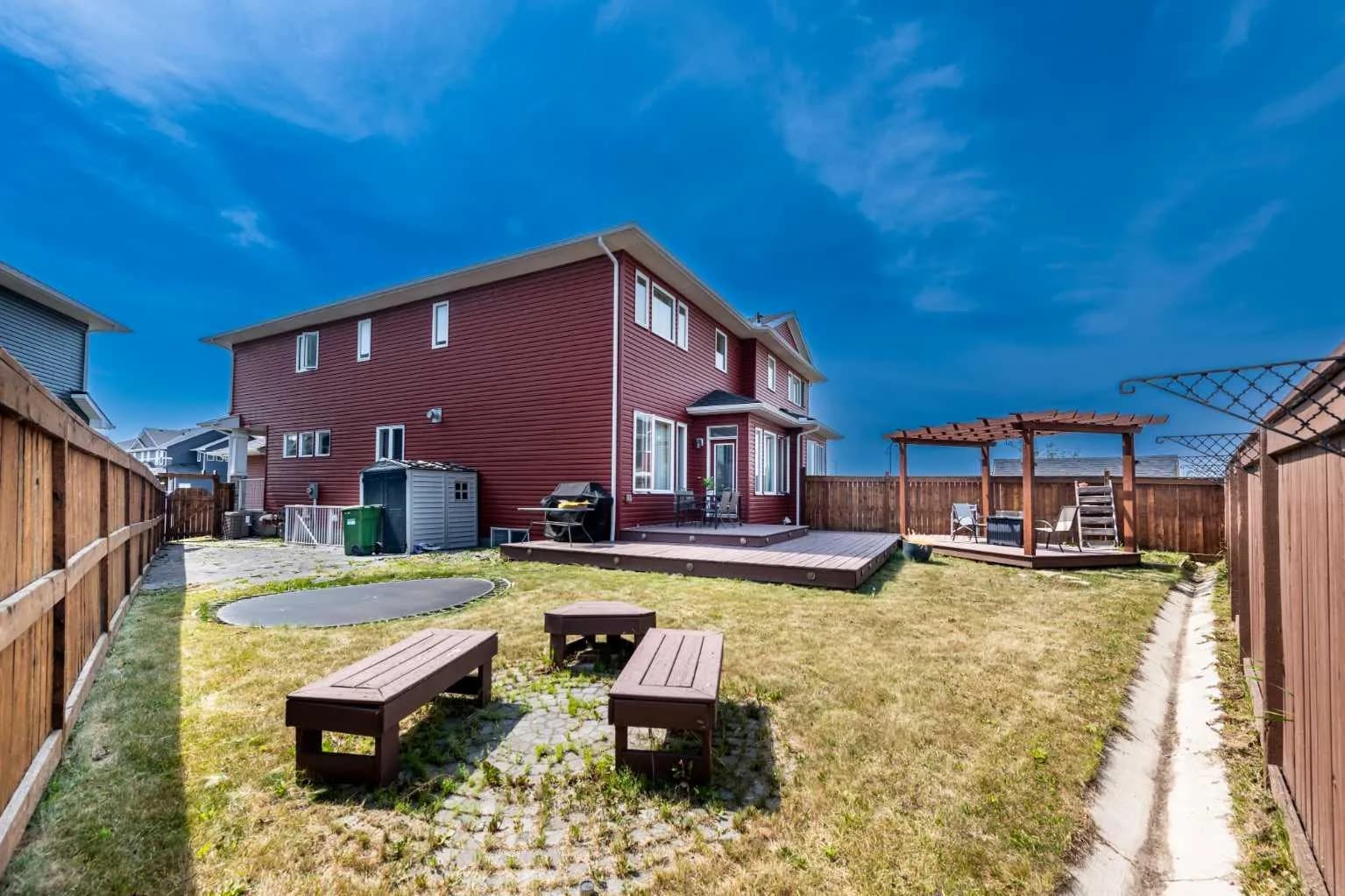 Semi Detached (Half Duplex)