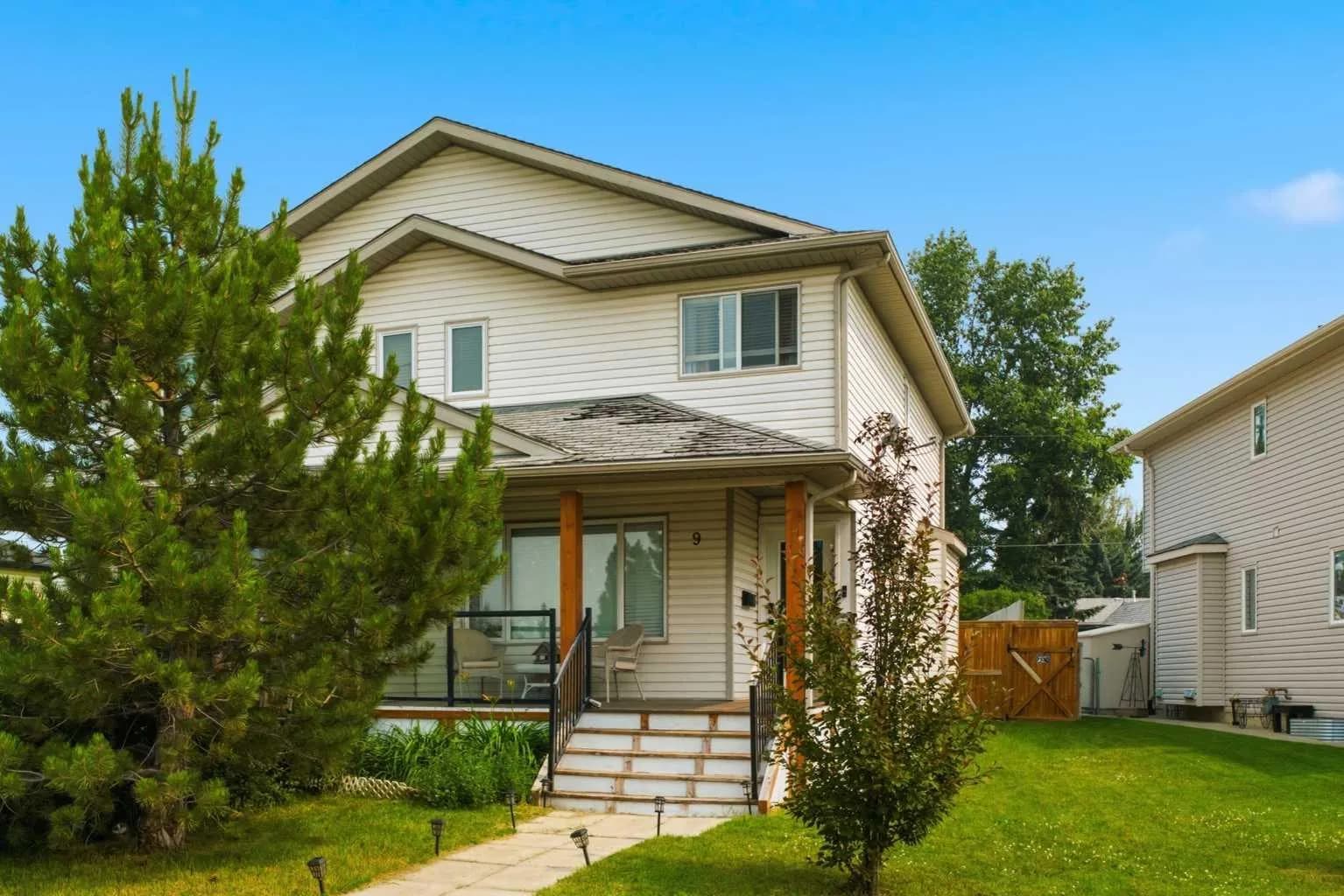 Semi Detached (Half Duplex)
