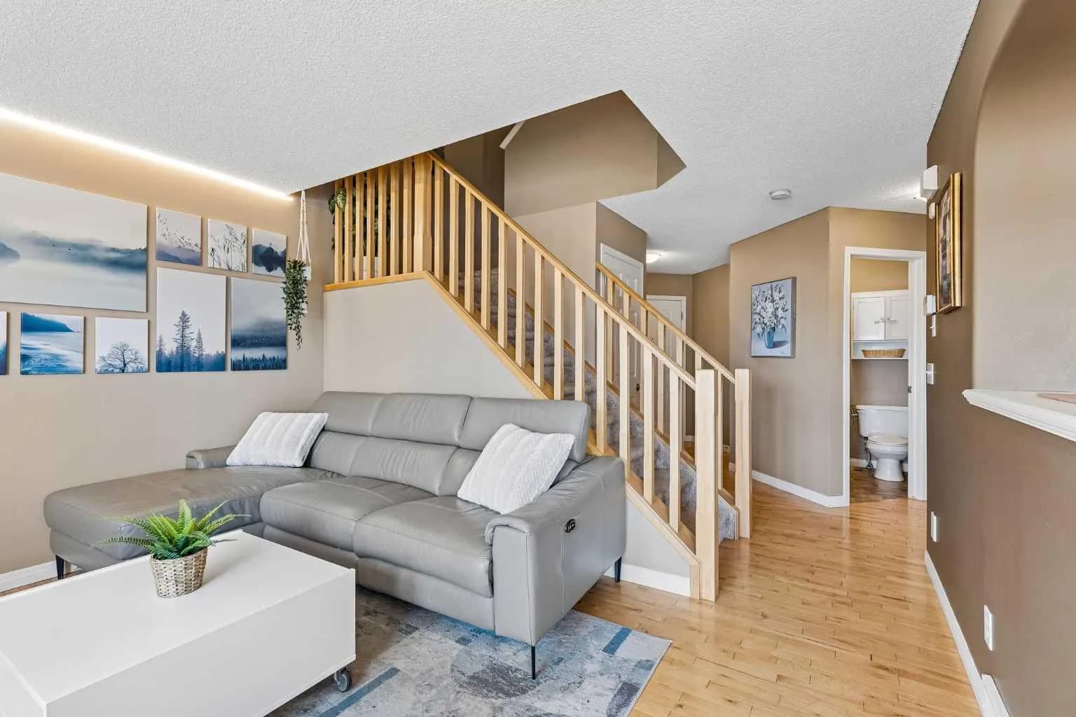 Semi Detached (Half Duplex)