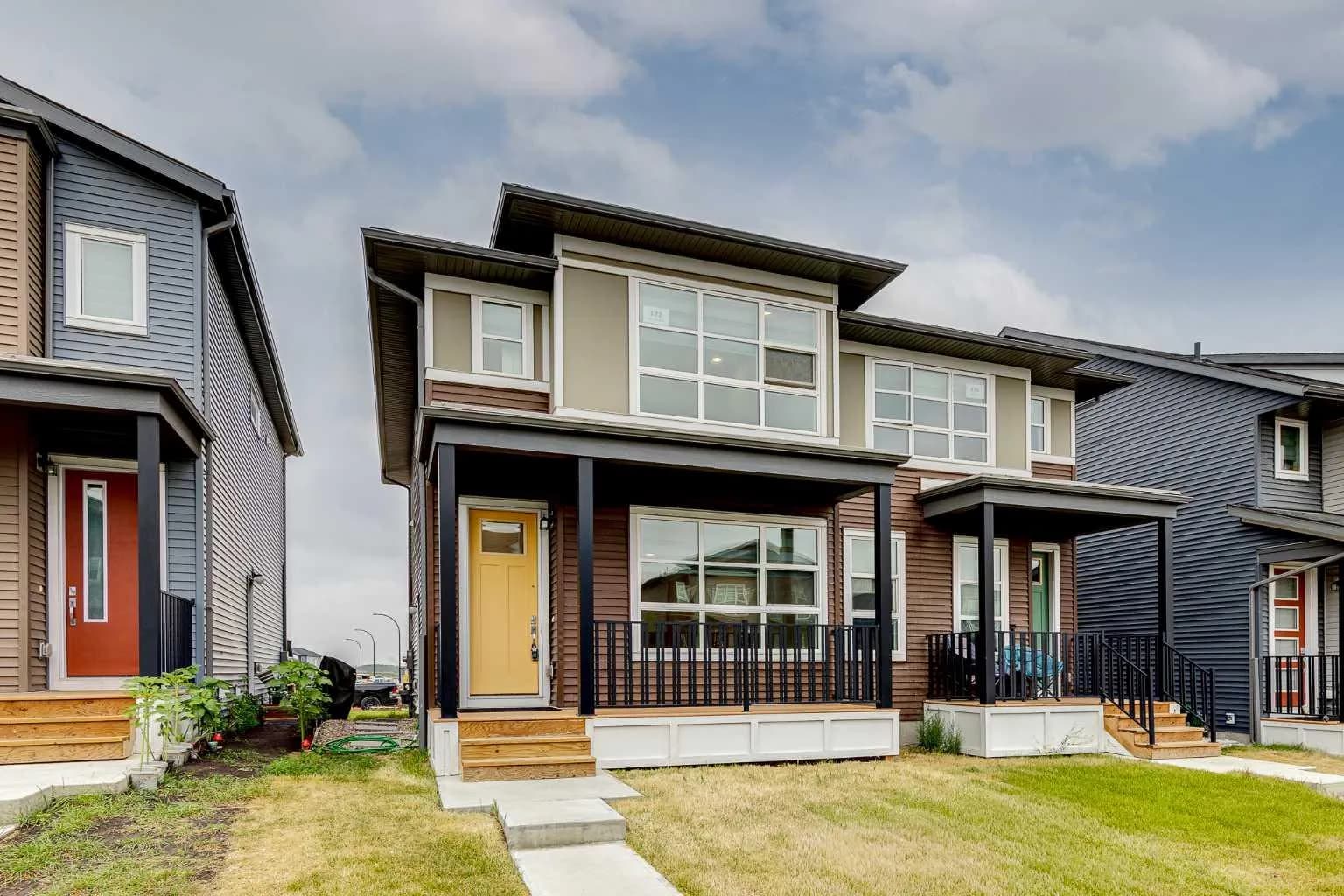 Semi Detached (Half Duplex)