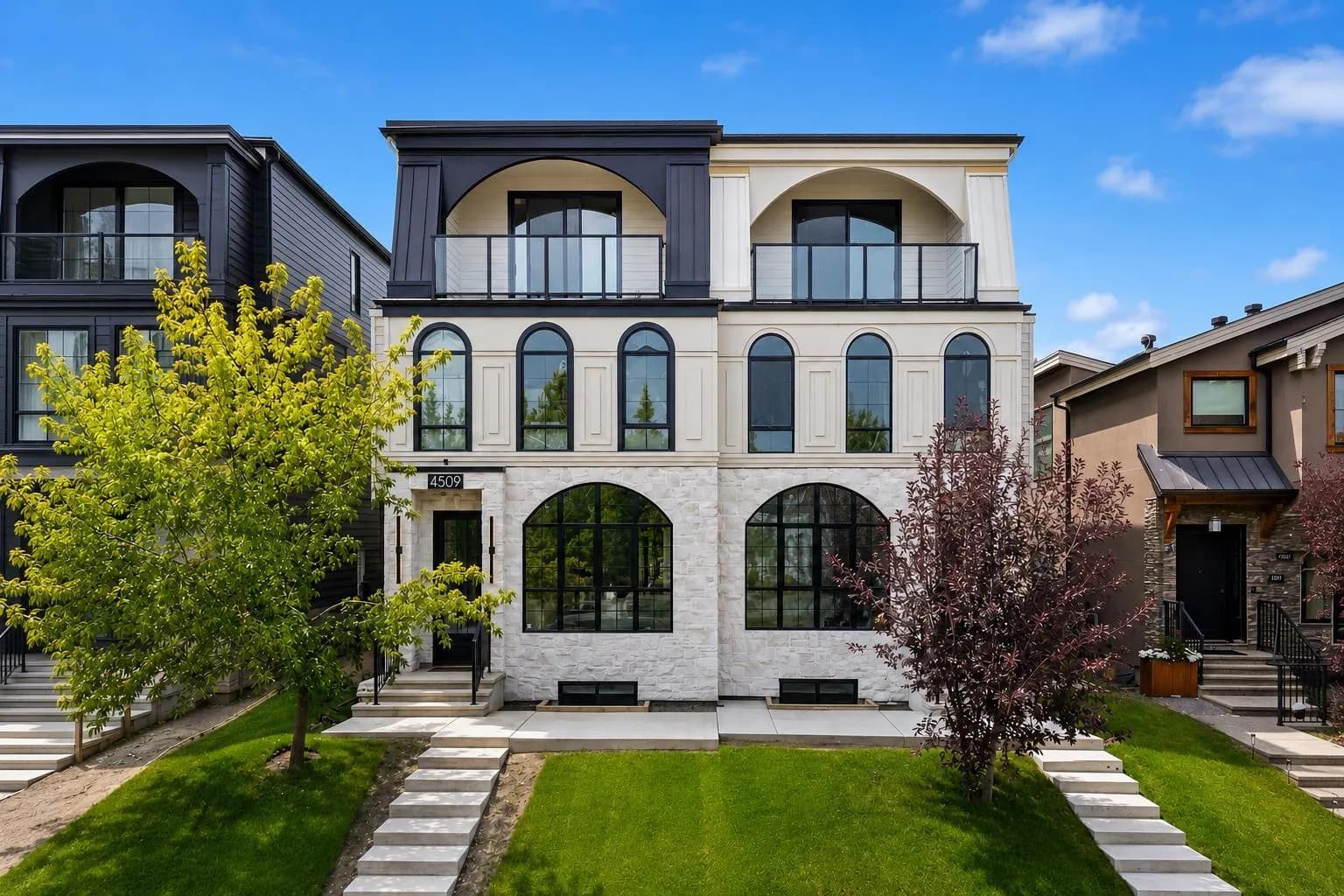 Semi Detached (Half Duplex)