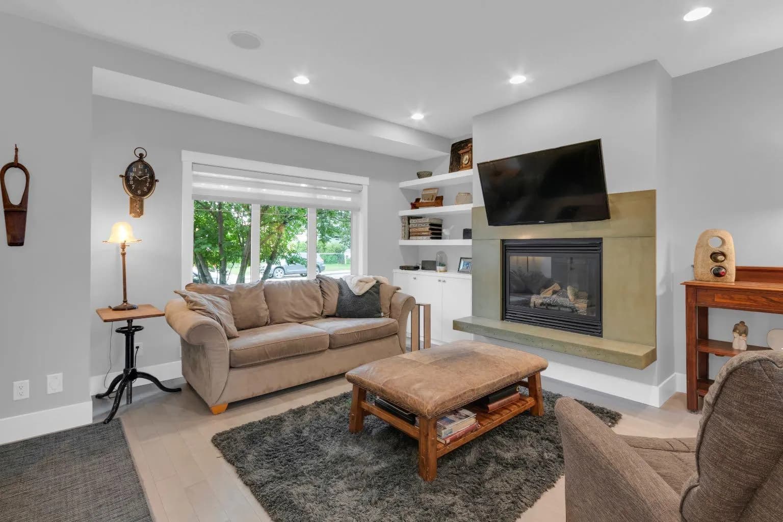 Semi Detached (Half Duplex)
