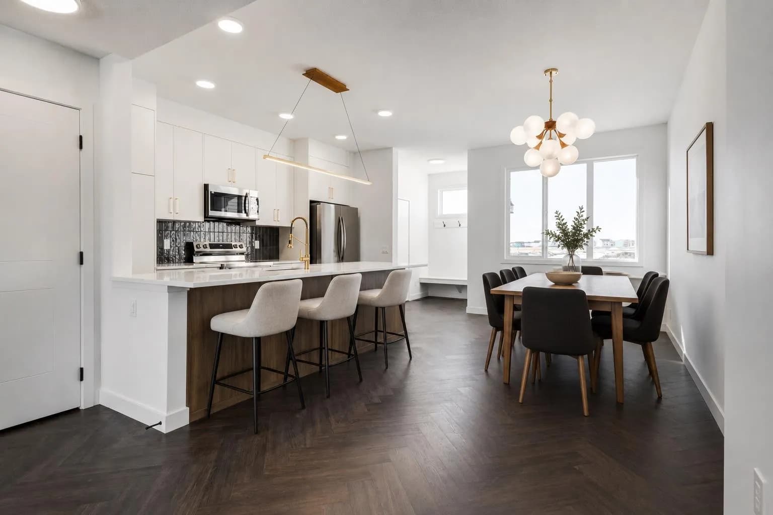 Semi Detached (Half Duplex)