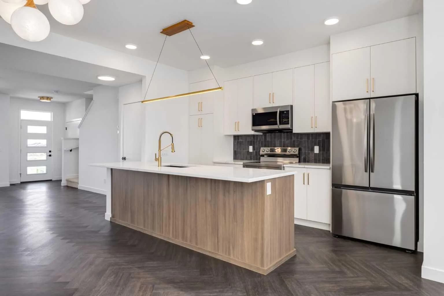 Semi Detached (Half Duplex)