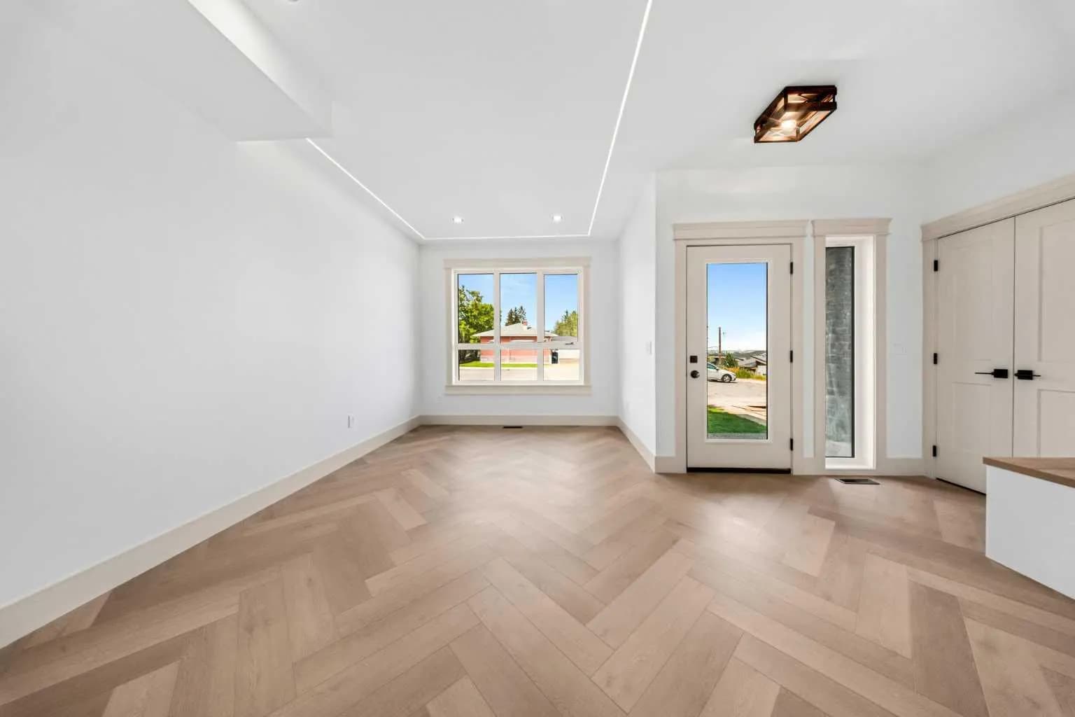 Semi Detached (Half Duplex)