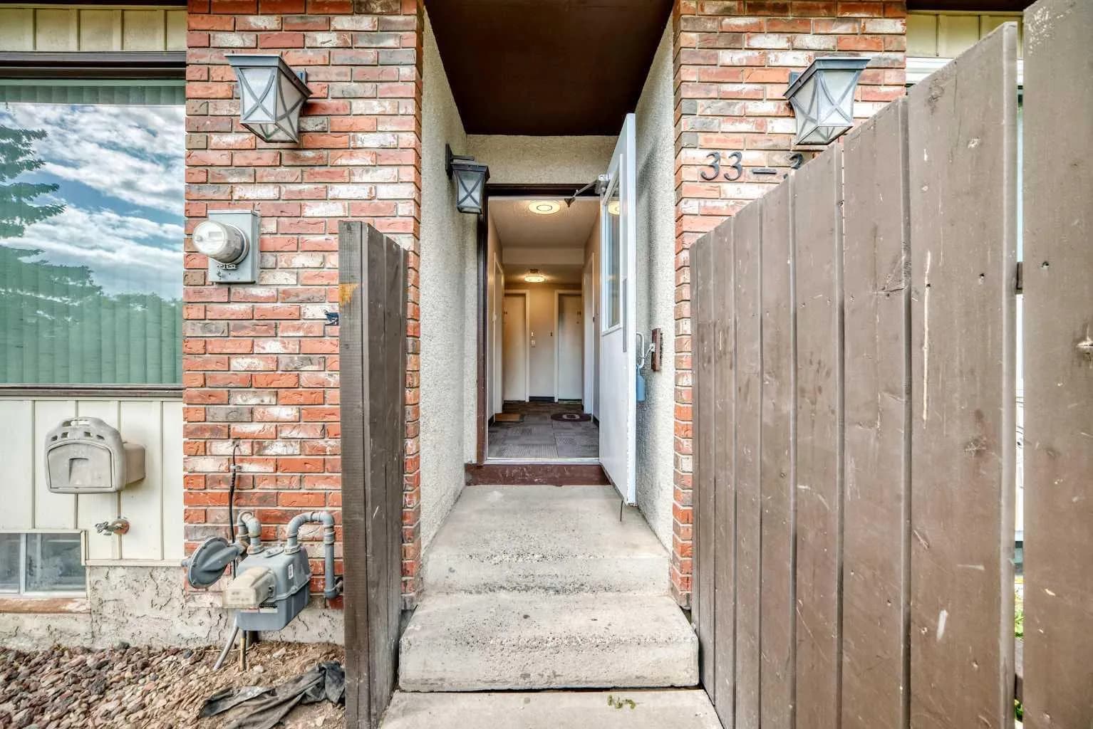 Row/Townhouse
