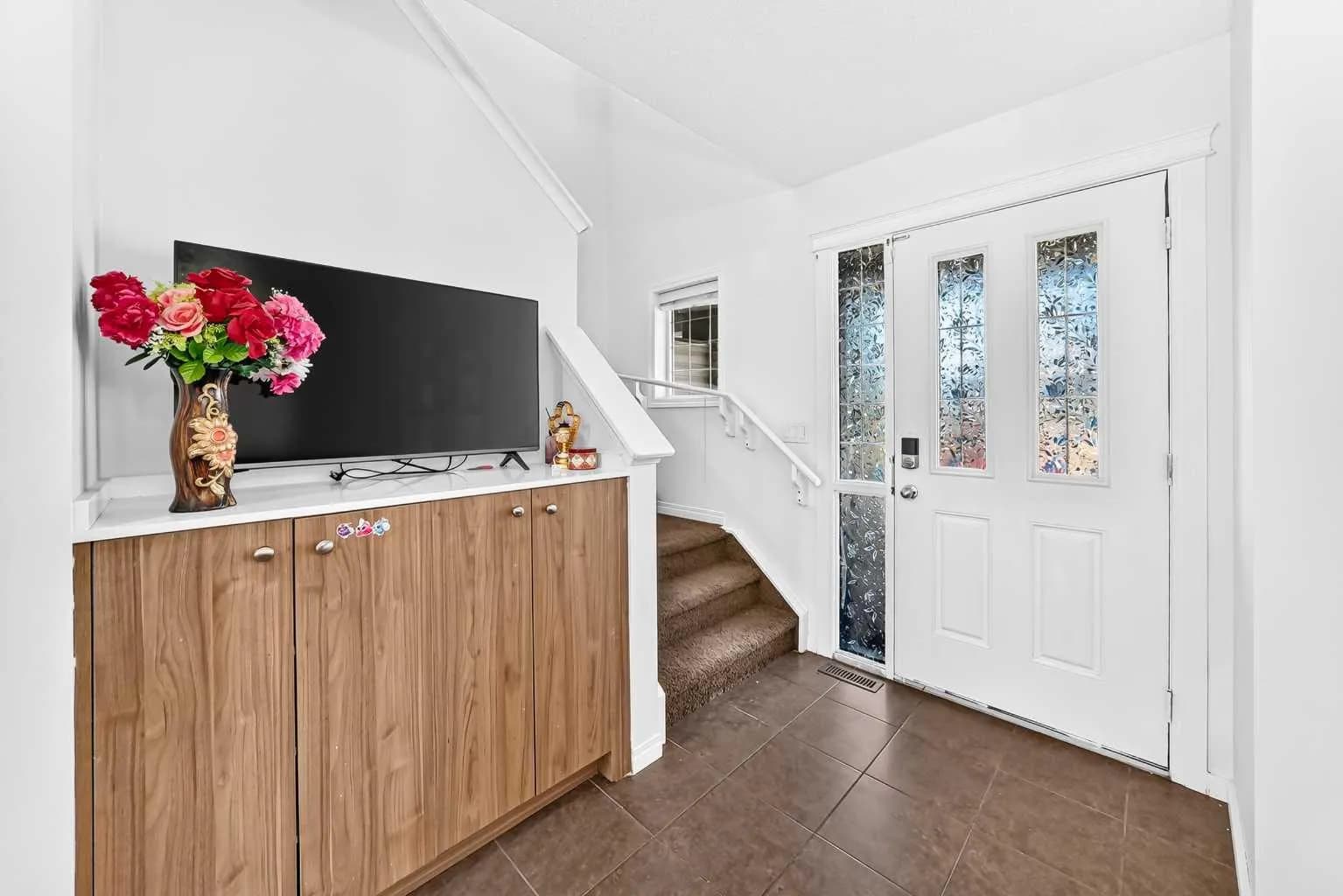 Semi Detached (Half Duplex)